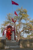 Khajuraho - small shrine 